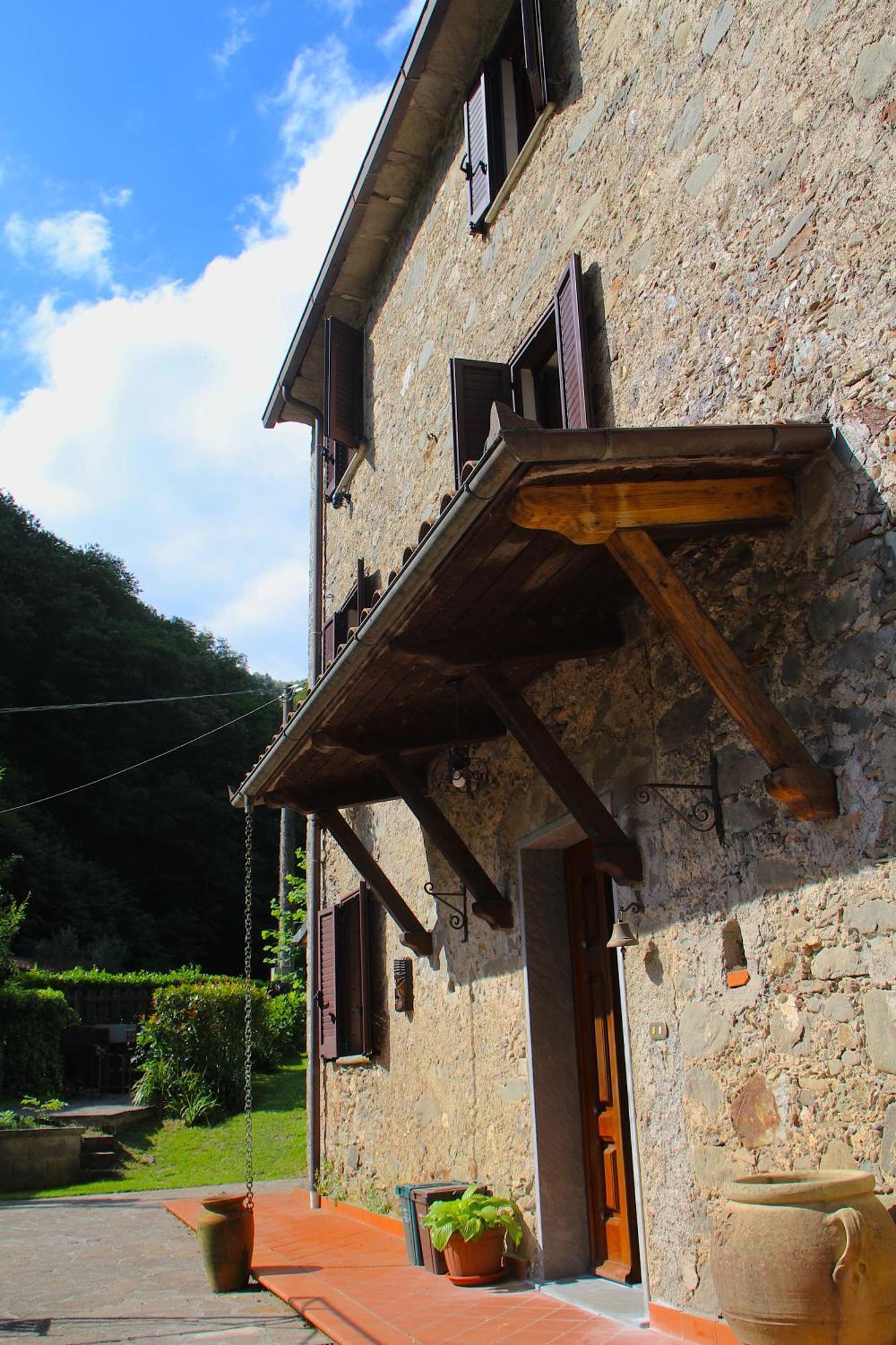 Casa Vacanze Il Boscaccio "Casa Massimo" Fornovolasco Екстер'єр фото