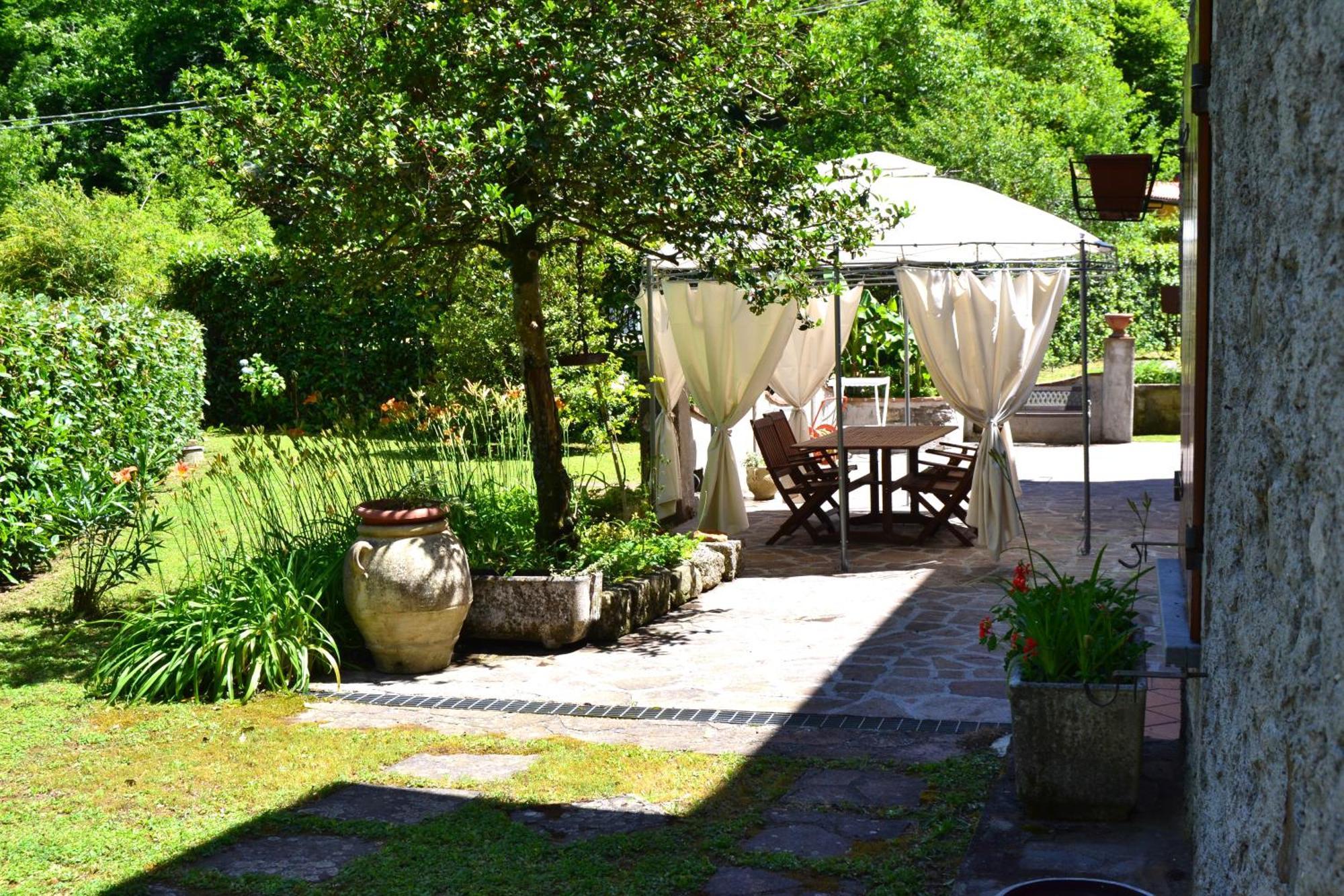 Casa Vacanze Il Boscaccio "Casa Massimo" Fornovolasco Екстер'єр фото